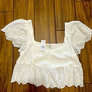American Eagle brand new crop top size medium gorgeous